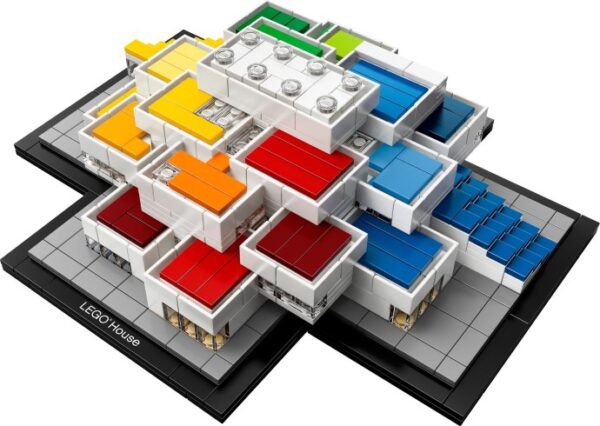 LEGO 21037 LEGO House